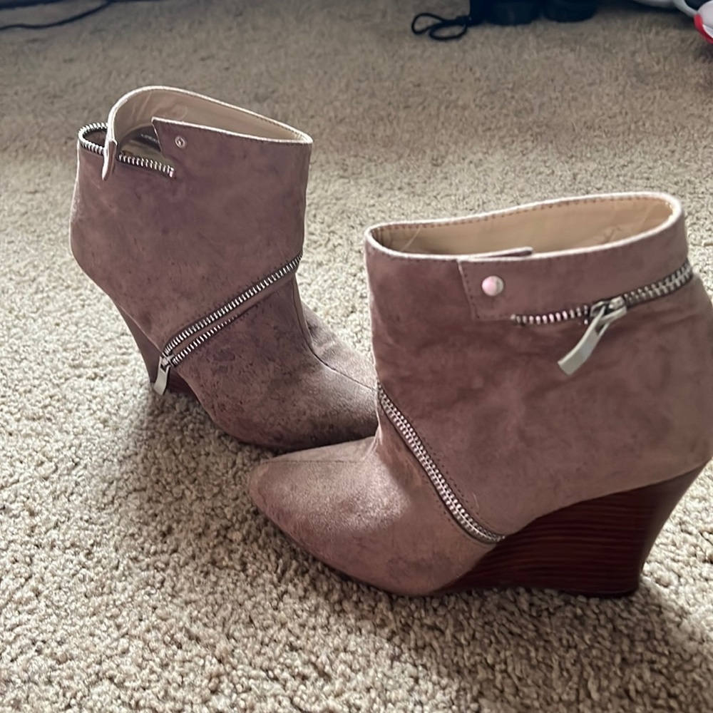 Size 7 Suede Ankle Boots with Zipper